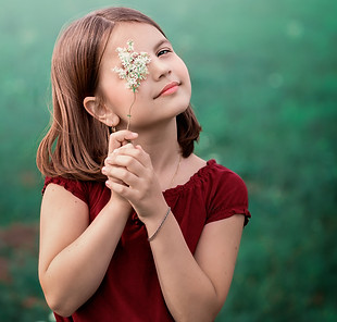 middle school girls, confidence coaching, workshops, girl on purpose, self-study, girls on purpose program, 4th graders, 5th graders, 6th graders, 7th graders, 8th graders, teenagers