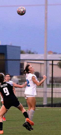 #22 Alyssa Hotze (F)