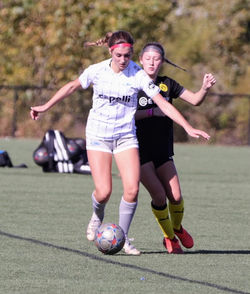 Stella Comparato #31 Midfield