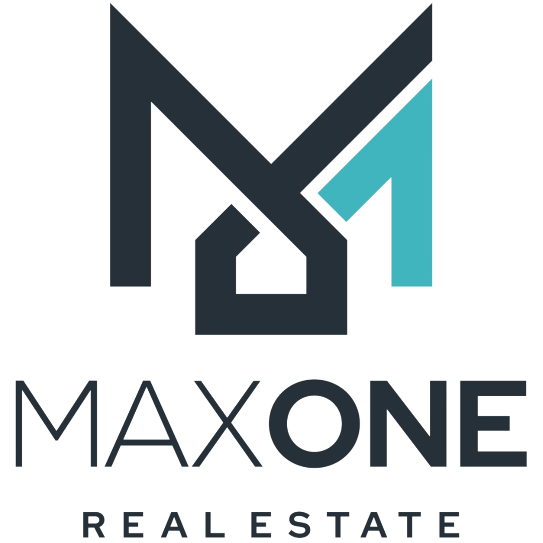 MORE LOGOcolor transparent.png