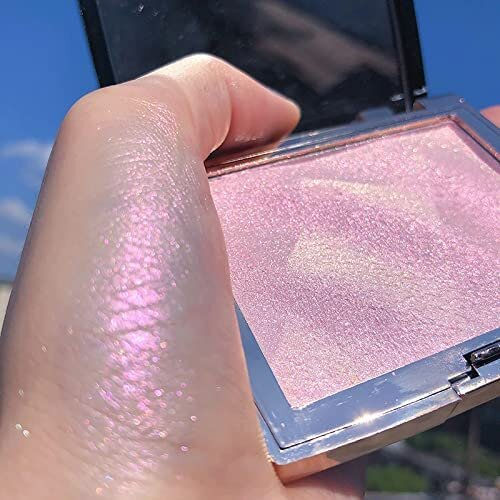 Thumbnail: HOJO Brilliance Highlighter - PINK