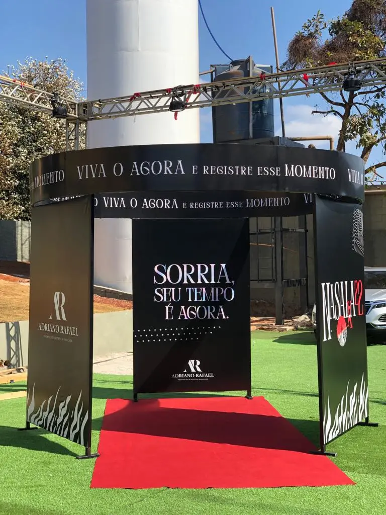 Ativação de marca com cabine 360 em convenção empresarial SP