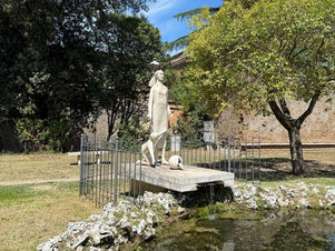 Fontana delle acque vergini