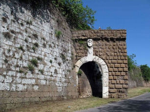 PORTA BORGIANA