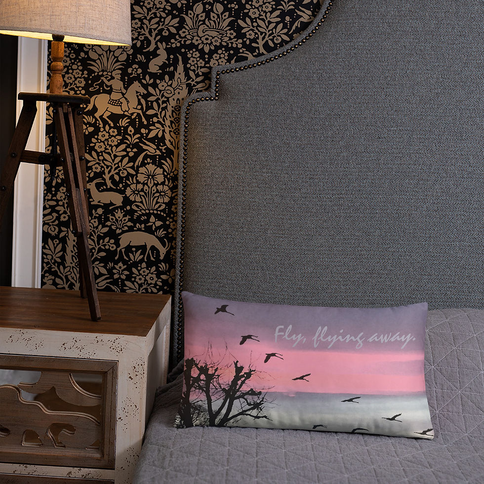 Miniaturbild: Basic Pillow with flying birds through the nature. 