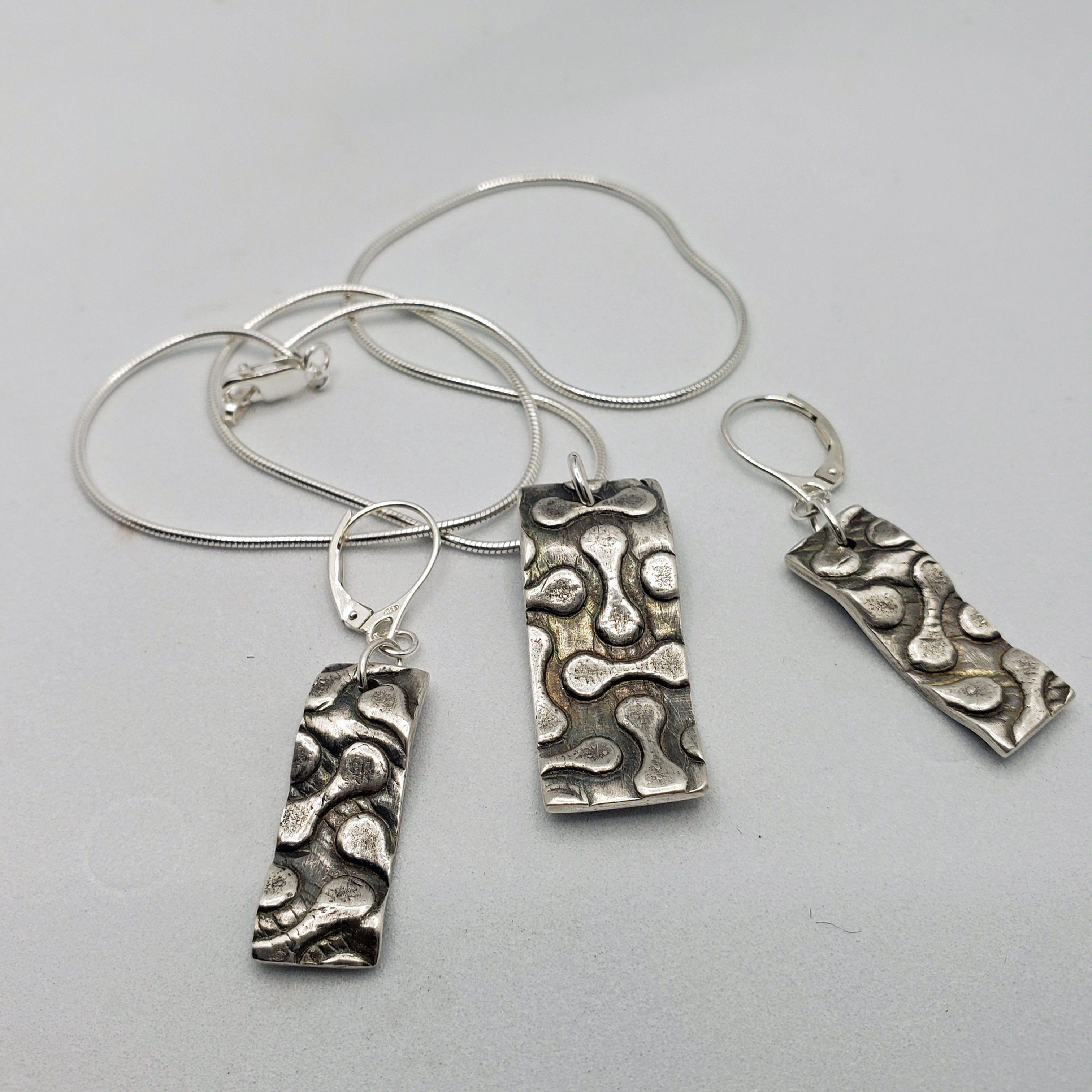 Pure Silver Pendant and Earrings. Yoga Mat Pattern. Sterling Silver