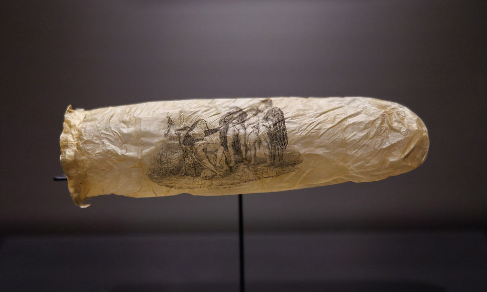 preservativo del 1830 che presenta un’incisione erotica che allude al mito greco del Giudizio di Paride.
