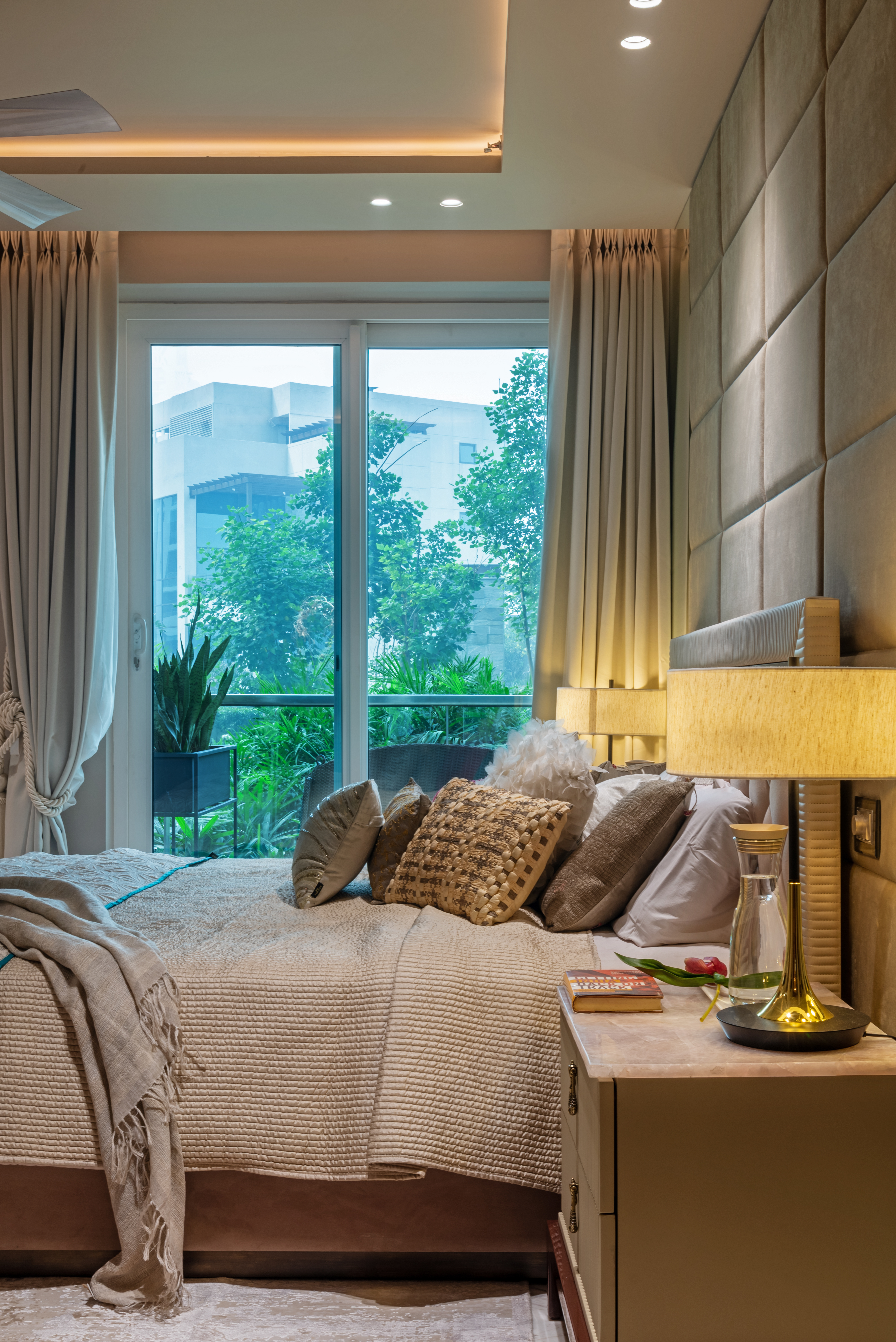 DLF Crest Apartmernt - Essentia Environments