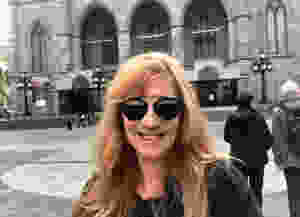 outside the basilica, waiting to see the wow-inducing blue spectacle
