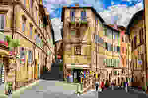 rustic homes in the historic center of Siena
