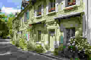 the picture perfect village of Auvers-sur-Oise on the Oise River