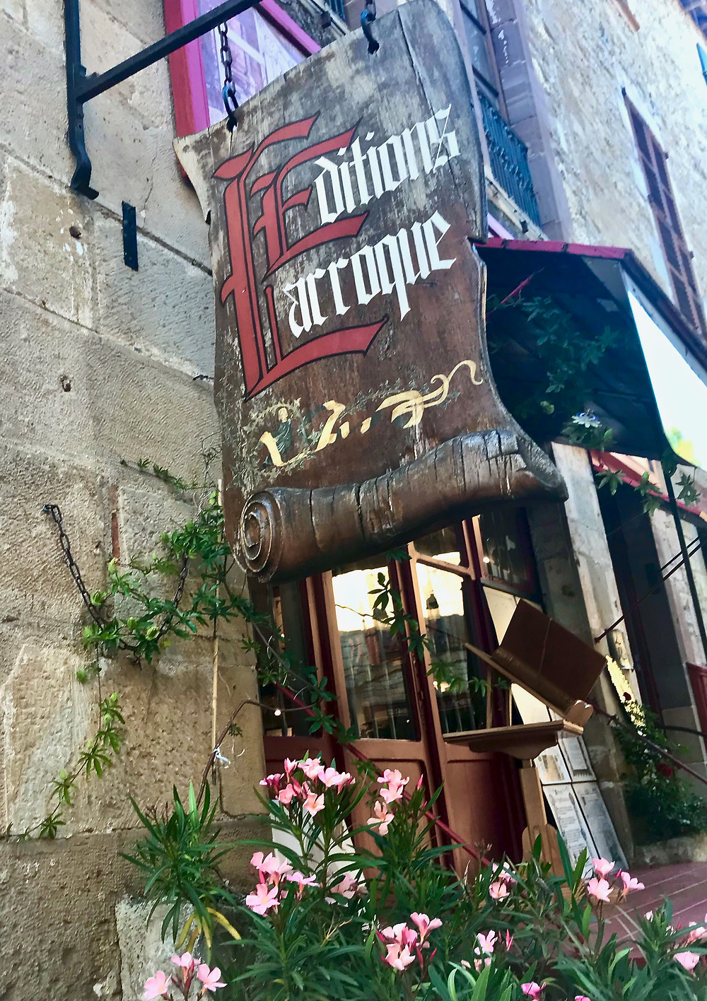 a bookstore in Cordes Sur Ciel