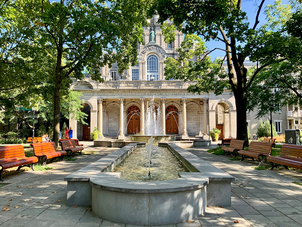 Eglise Saint-Enfant-Jesus du Mile End, the meeting place for my Secret Food Tour