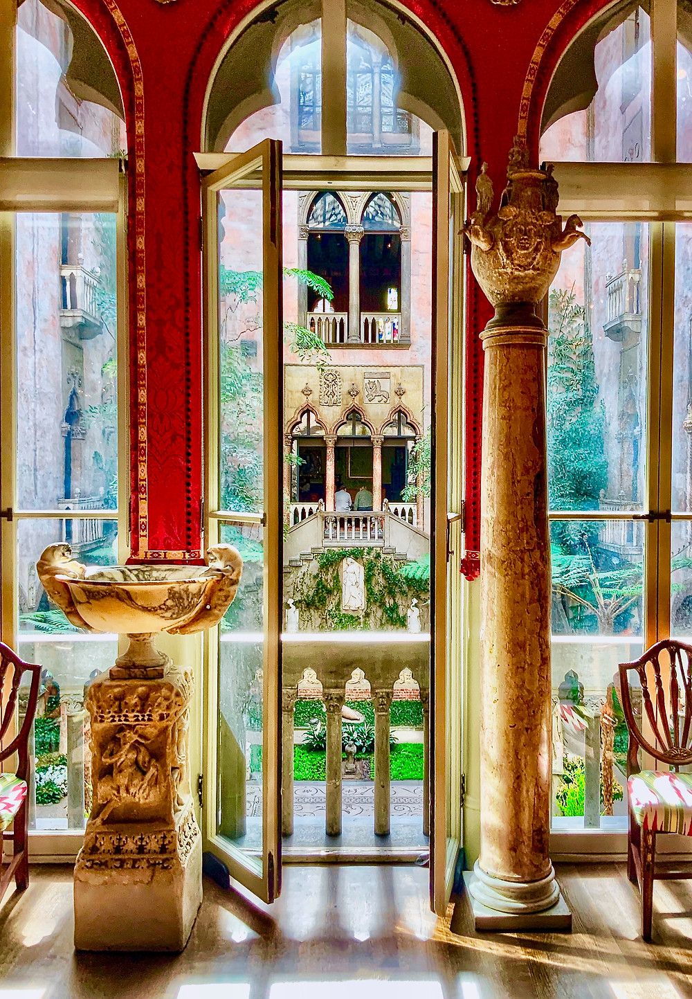 the courtyard at the Isabella Stewart Gardner Museum
