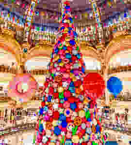 Galeries Lafayette Christmas tree in 2017