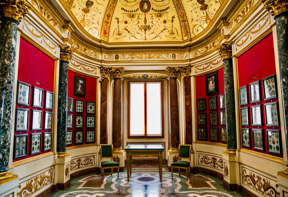Guide to the Uffizi Gallery in Florence Must See Masterpieces & Tips