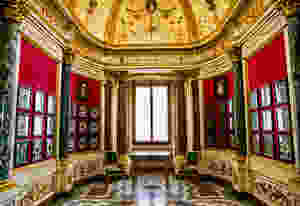 ceiling in the Uffizi Gallery decorated with grotesque frescos popularized by Raphael