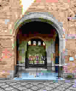 chapel where King Ferdinand and Queen Isabella were initially buried