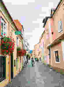 pastel houses line the cobbled streets of Durnstein Austria
