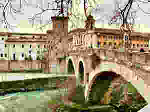 bridge linking Trastevere and Isola Tibernia