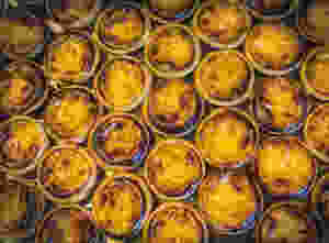 Once I saw the long line at Pastéis de Belém bakery, I just took a picture of the tarts instead of eating one.