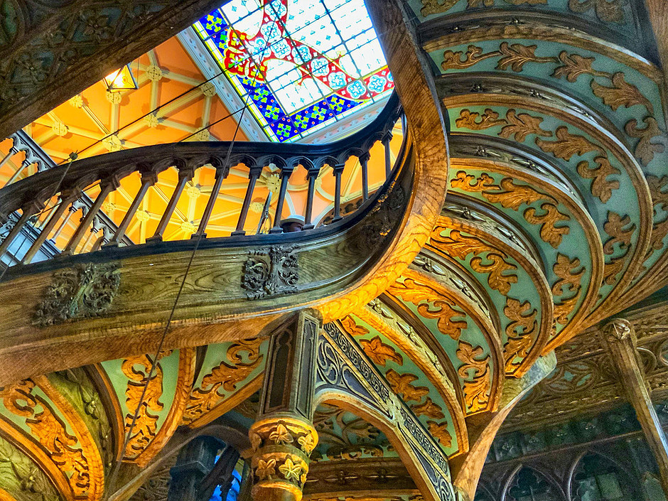 carved plaster decorations on the Livraria Lello staircase