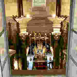 altar of the Cathedral of Saint Dominus