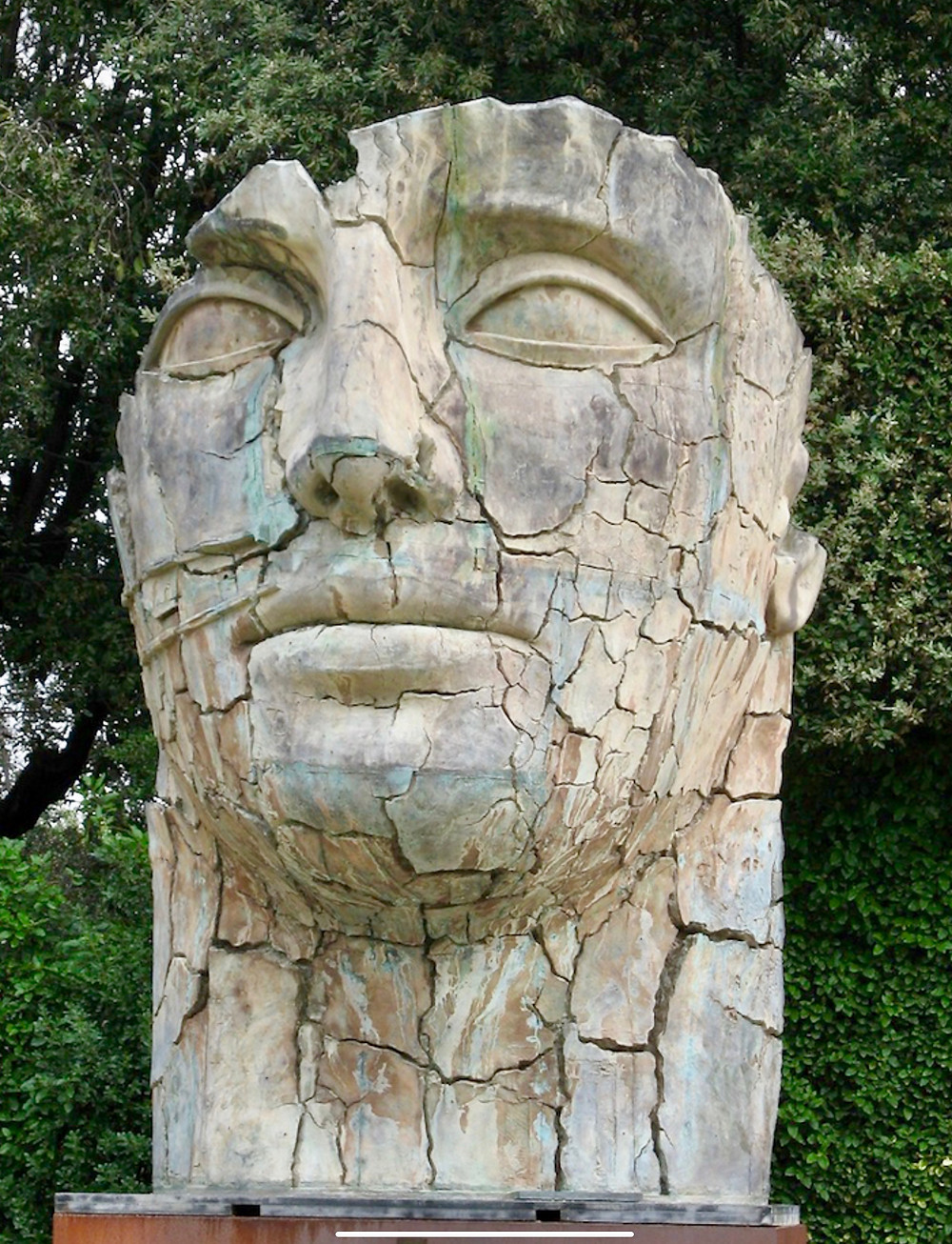 Igor Mitoraj, Tindaro Screpollato, 1997. Image: Alessandro Firmali