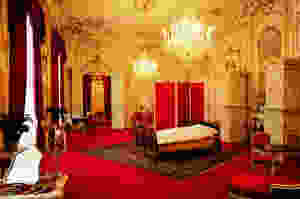 Sisi's bedroom in the Imperial Apartments. If I had to sleep in the middle of a huge room, I'd take to traveling too.