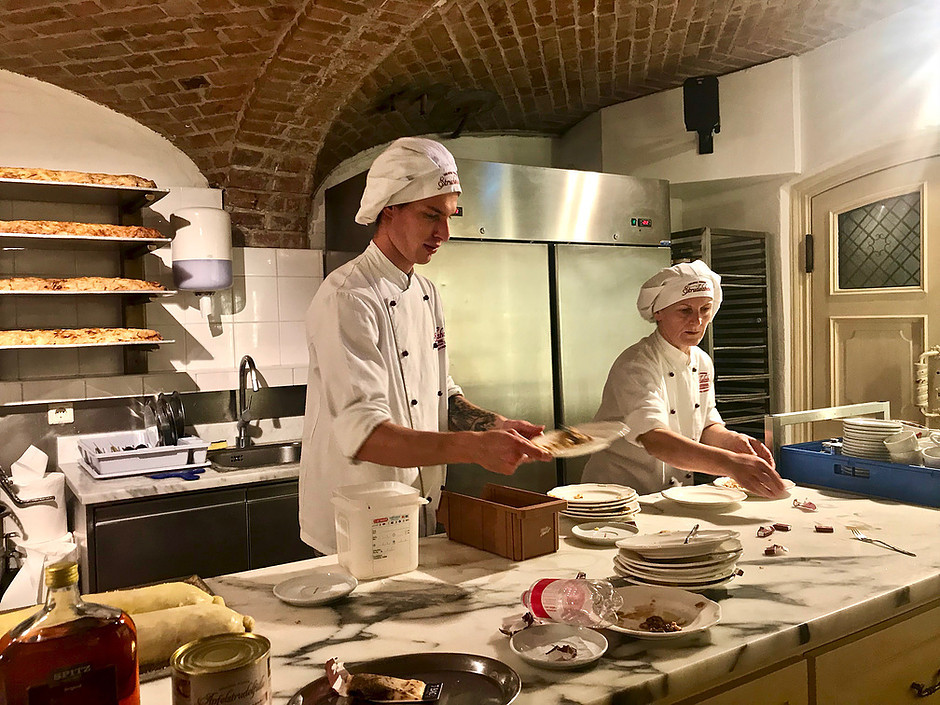 On the hour, there's an apple strudel making demonstration. It only takes about 20 minutes and the strudel they give you is delicious.