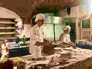 On the hour, there's an apple strudel making demonstration. It only takes about 20 minutes and the strudel they give you is delicious.