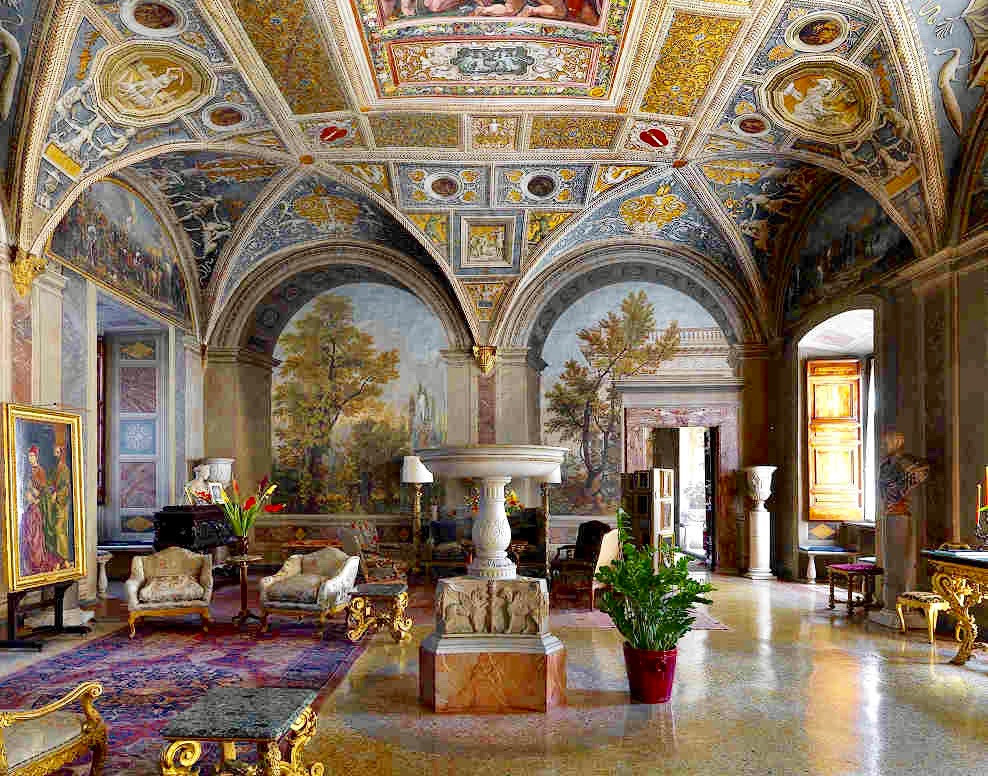 Room of the Fountain in the Princess Isabelle Apartments
