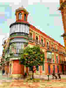Antequera's main square, Plaza de San Sebastian with a sculpture by Pedro Fernández Roales of two of Antequera's most famous citizens