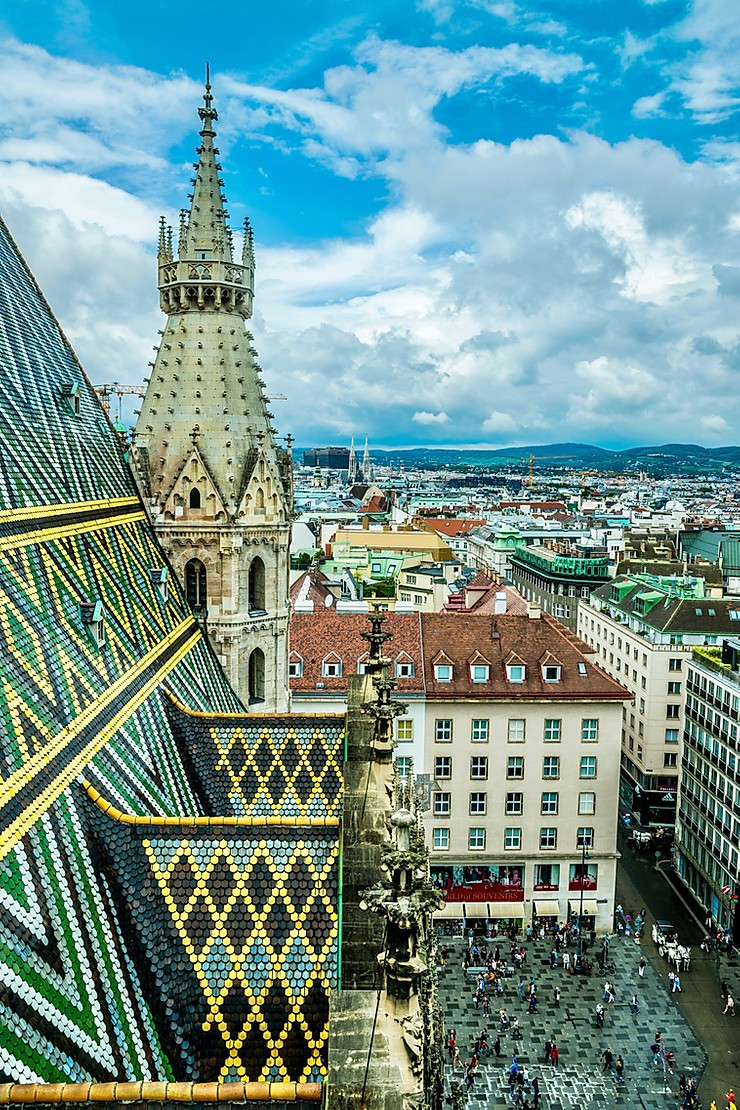 the colorful tiled roof of St. Stephen's Cathedral in Vienna
