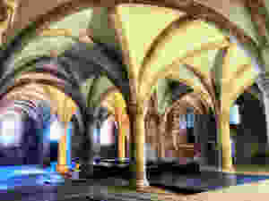 "palm tree" columns in the Monks' Hall of Alcobaca Monastery