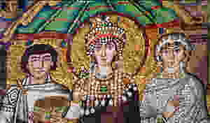 detail of Theodora mosaic showing her elaborate jewelry