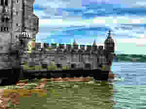 Side view of the Tower. You can see the shield shaped battlements here.