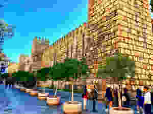 lines outside the Alcazar fortress