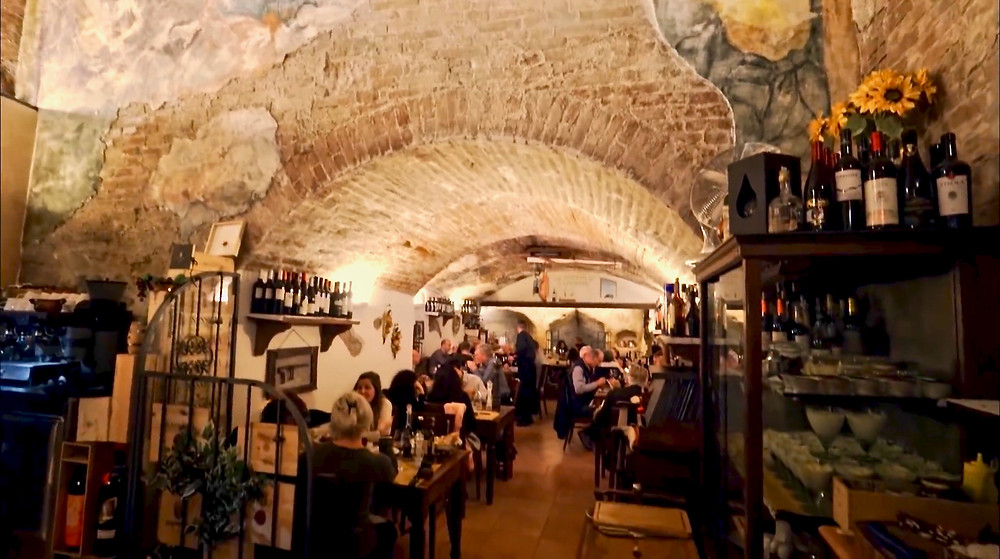 the restaurant Antica Osteria da Divo in Siena