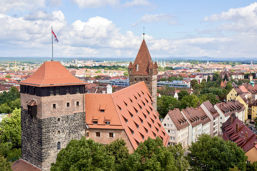 Pentagonal tower, with the Imperial Stables (now a youth hostel) and Luginsland behind it