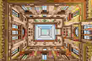 the courtyard of the Galleria Sciarra