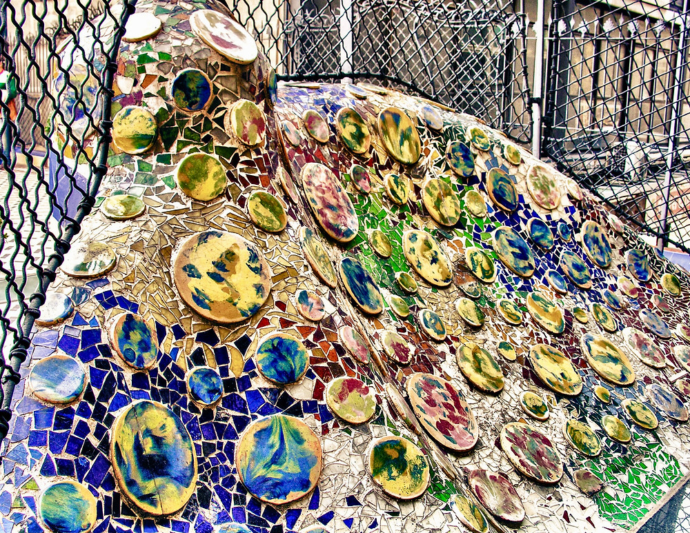 close up of the undulating facade of Casa Battlo, which looks like a calm sea