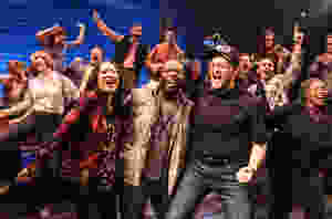 the cast of Come From Away, image source: Matthew Murphy