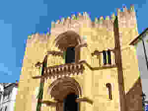 the Se Velha Cathedral in Coimbra
