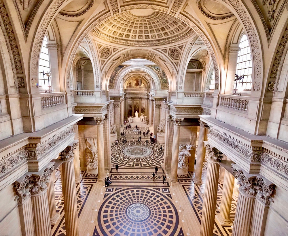 the "nave" of the Pantheon