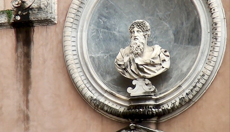 bust of Pope Leo X on the exterior of his shrine at Castle Sant'Angelo