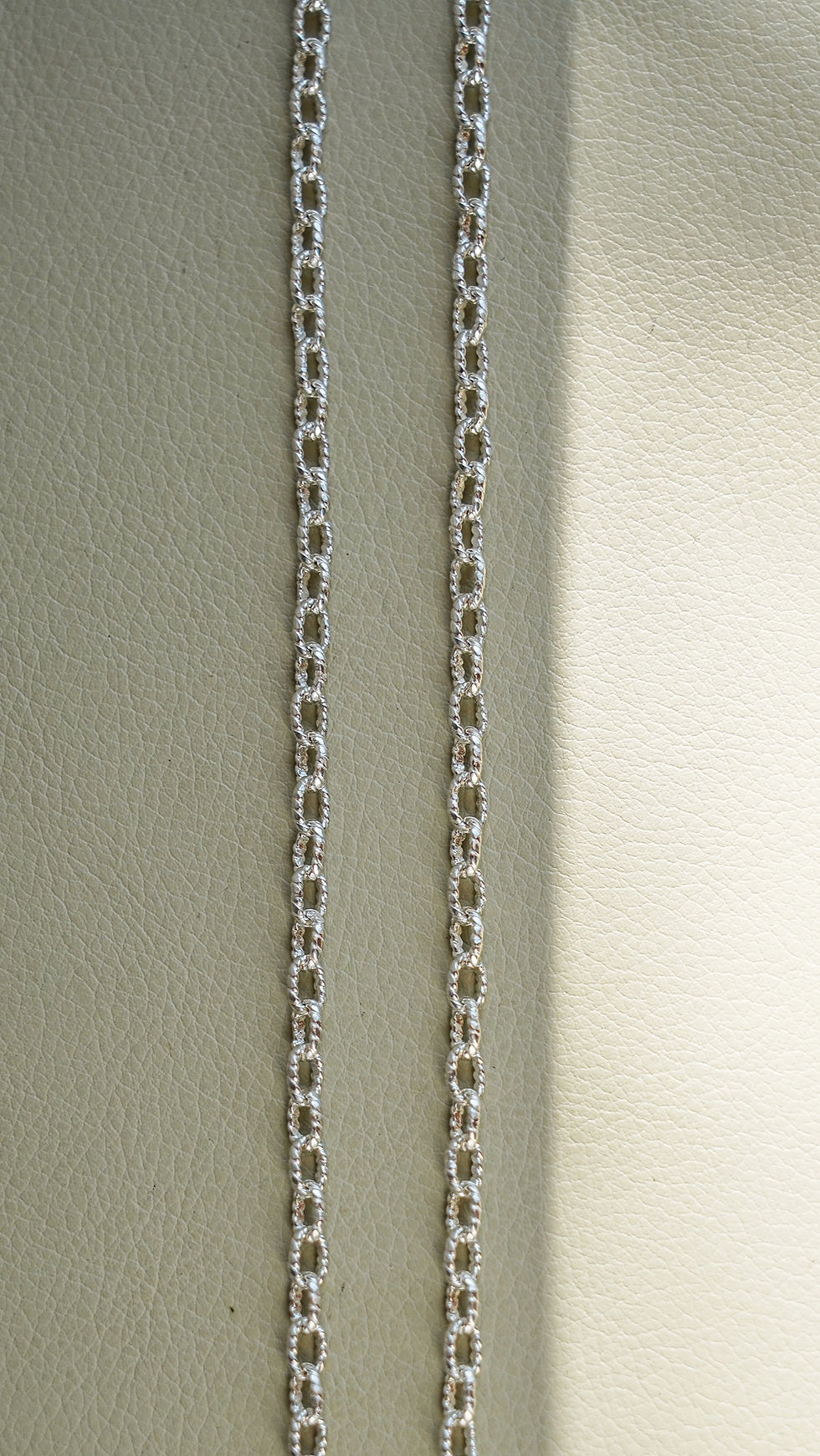 Thumbnail: Fishing Chain Necklace