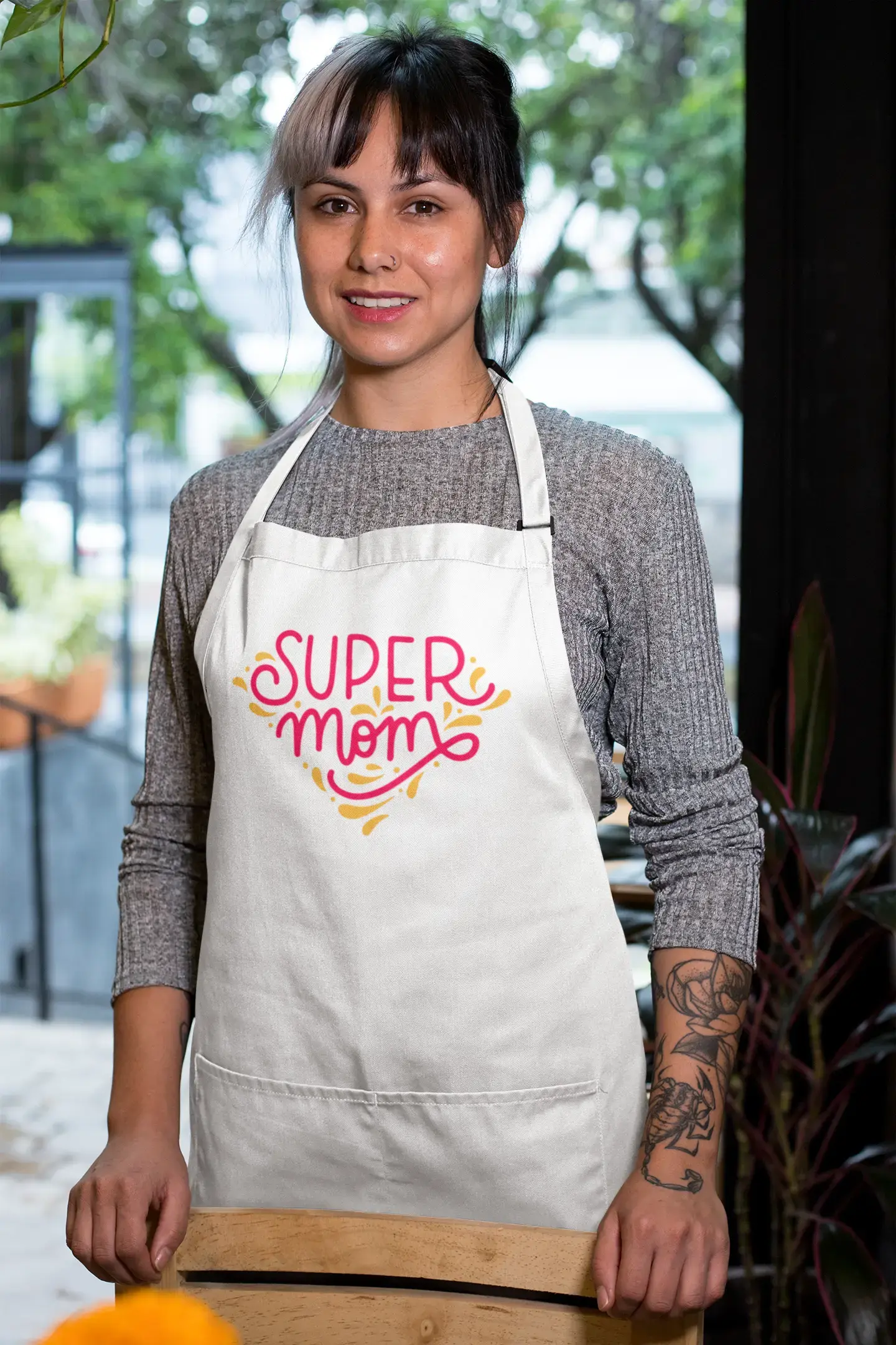 Mother’s Day Special Apron – Cute & Practical Gift for Moms