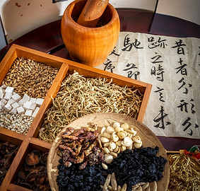 chinese-herbal-medicine-flower-tea-wooden (1).jpg