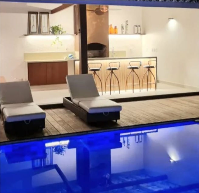 3 Churrasqueira e piscina